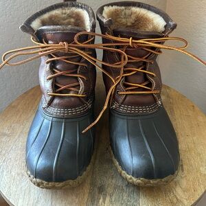 LL Bean Mens Bean Boots Size 9 M Shearling Fur Lined 7.5" Brown Leather Maine